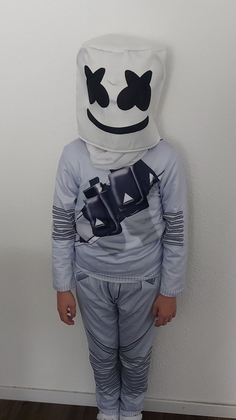 Costumi: Fortnite Kostüm Grösse 134/140 – Usato da Altishofen venduto da tammy05 3