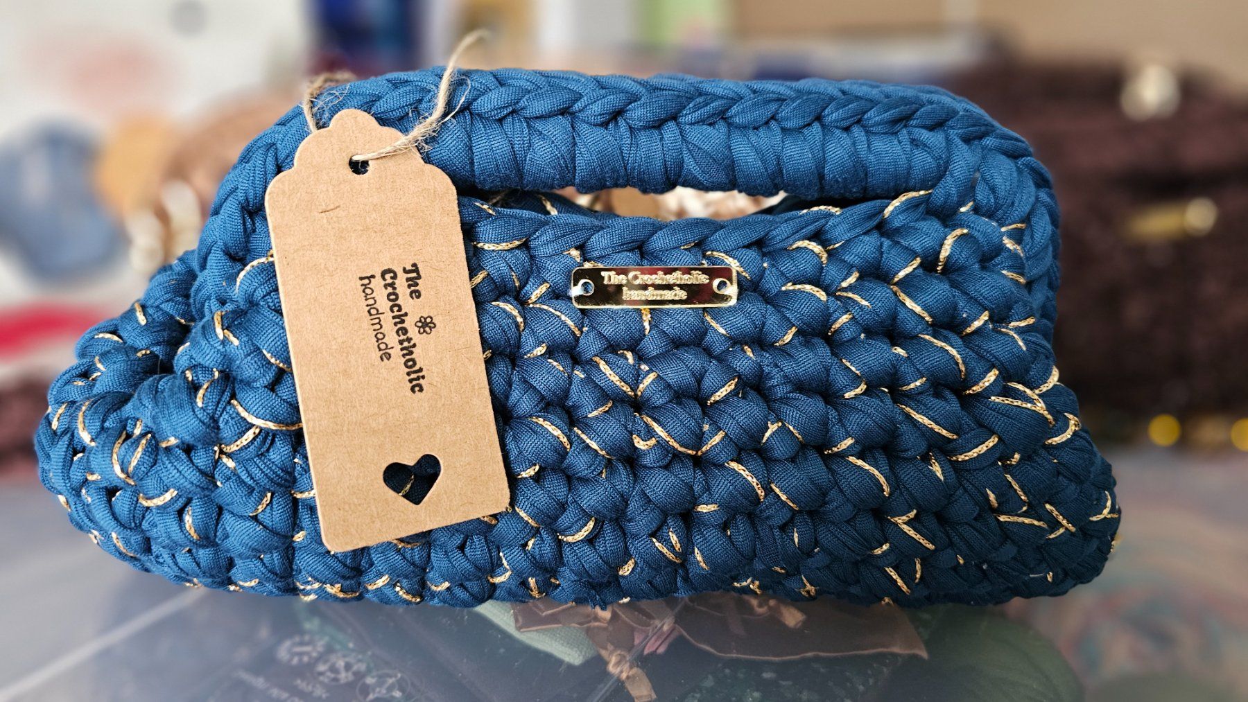 Borse da donna: Wunderschöner Clutch mit Gold – Nuovo (secondo la descrizione) da Fehraltorf venduto da lisam16 5