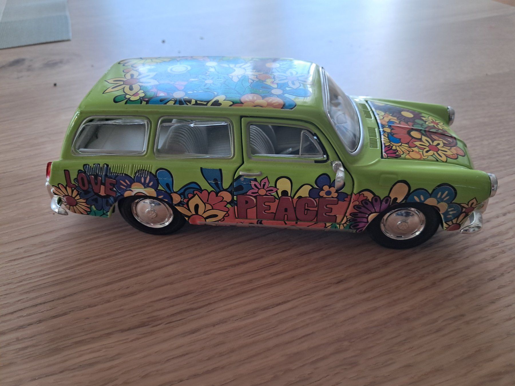Volkswagen Modellini d'auto: 1987 VW 1600 squardback – Usato da Reinach AG venduto da Abrasil
