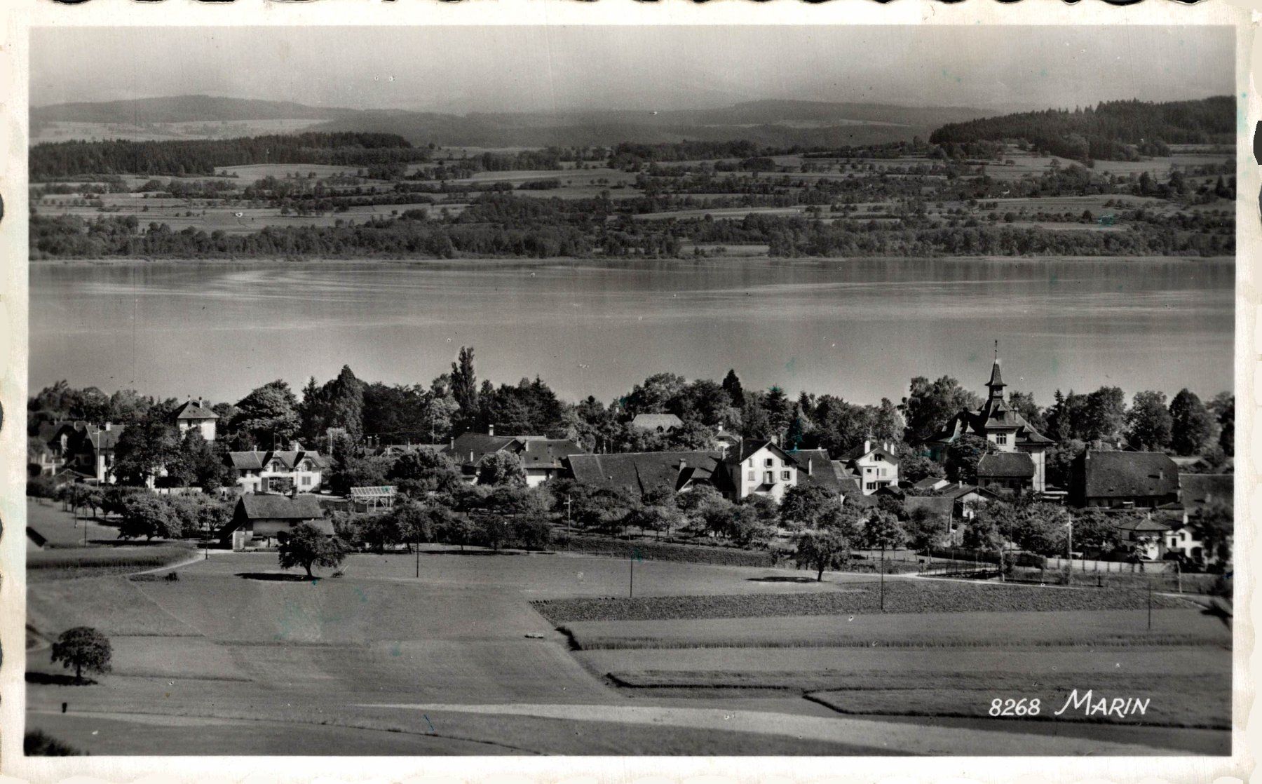 Cartoline postali: Marin mit Neuenburgersee – Usato da Bronschhofen venduto da Astore