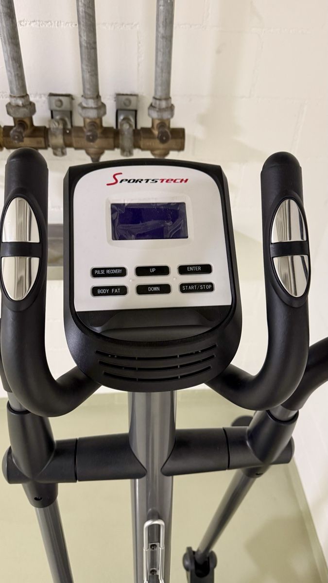 Hometrainer: Crosstrainer Sportstech – Gebraucht aus Zürich von Markdesor 2