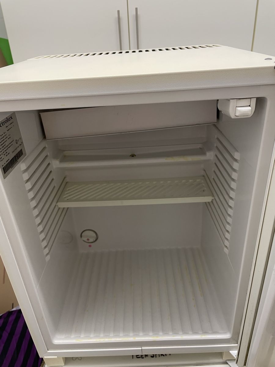 Frigoriferi: Mini Kühlschrank Elektrolux – Usato da Kriens venduto da Nino04
