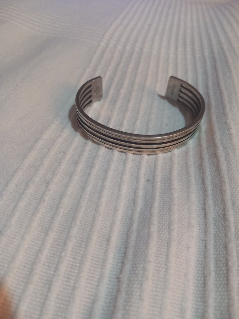 Gucci Armbänder & -reifen: Gucci bracelet en argent – Gebraucht aus Le Grand-Saconnex von Rgt87