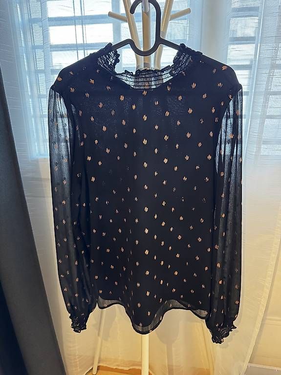 Only Camicette: Langärmlige Bluse von Only, Grösse M – Usato da Allenwinden venduto da spe_dw2w