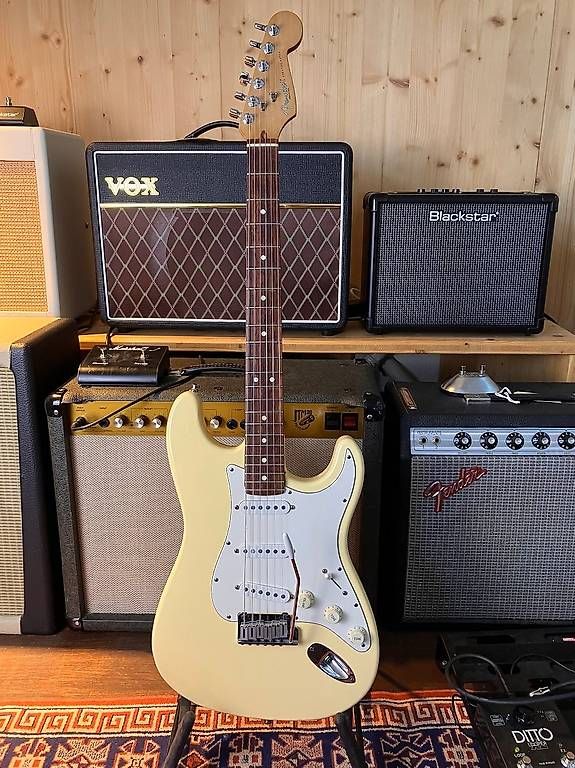 Strumenti musicali: Fender USA Stratocaster 1996 top Zustand. – Usato da Zofingen venduto da bjmusic