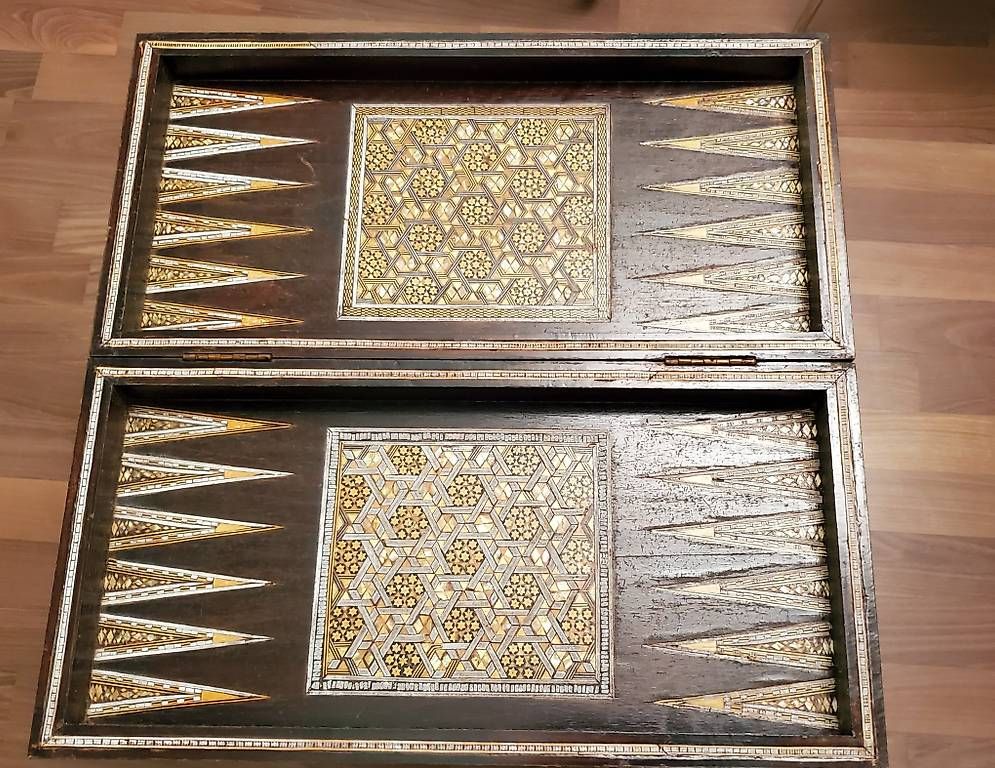 Giochi: Backgammon- Schachbrett – Usato da Küttigen venduto da rijo26 1