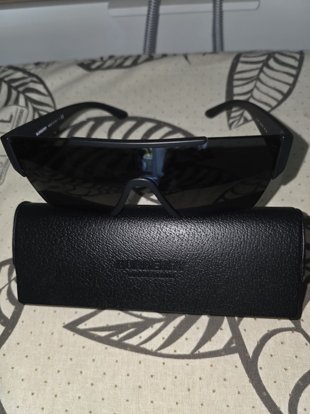 Burberry Brillen & Gläser: burberry unisex Sonnenbrille. – Gebraucht aus Winterthur von Panda1993