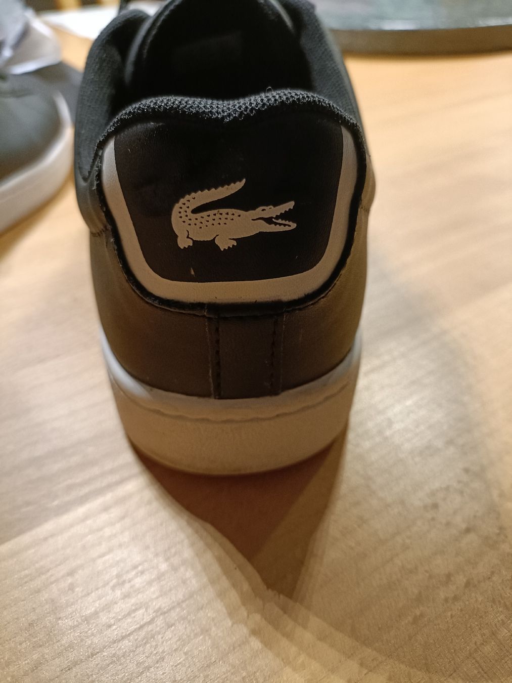 Lacoste Scarpe da donna: Lacoste Schuhe 39.5 – Usato da Ranflüh venduto da aza_6bjf 2