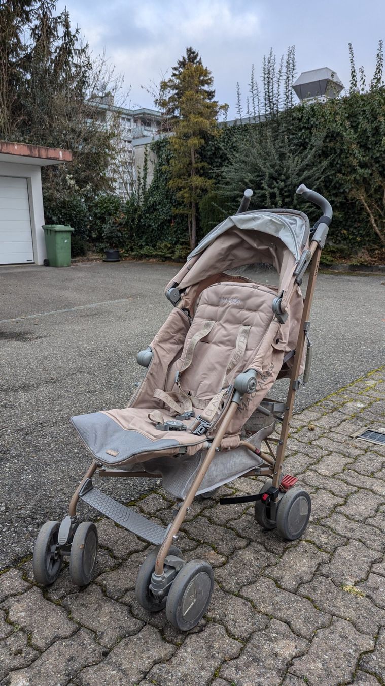 Carrozzine: Maclaren techno XT Kinderwagen mit Lascal buggy board mini – Usato da Unterentfelden venduto da Blueswift