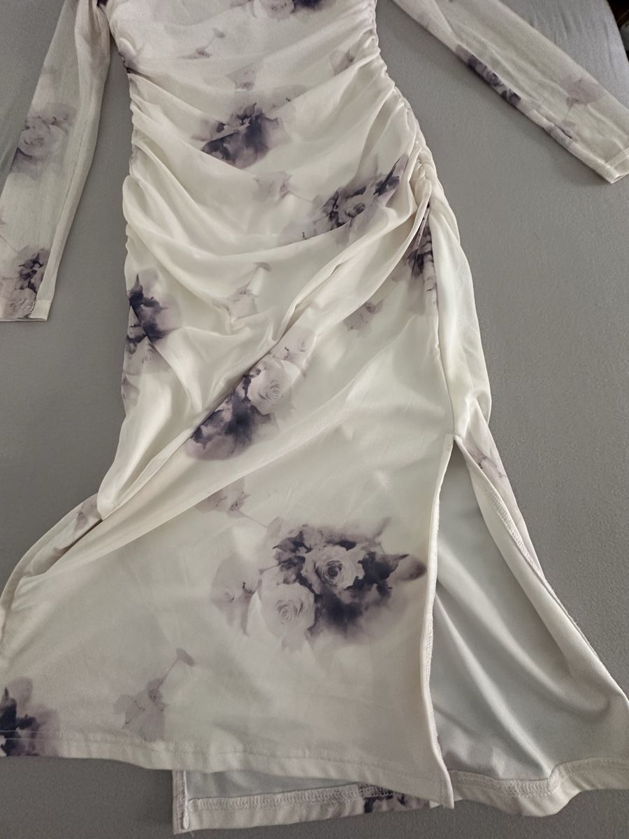 Shein Kleider: Kleid mit Blumenmuster Grösse S – Gebraucht aus Zürich von zah_8p5x 2