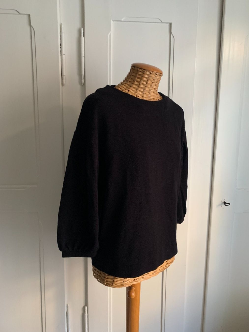 Someday Pulls & Sweat-shirts: SOMEDAY - Oberteil schwarz 36 – D'occasion à Zürich par Diazaio 1