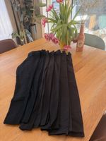 Schwarze Leggings, Grösse 122/128, super Zustand!
