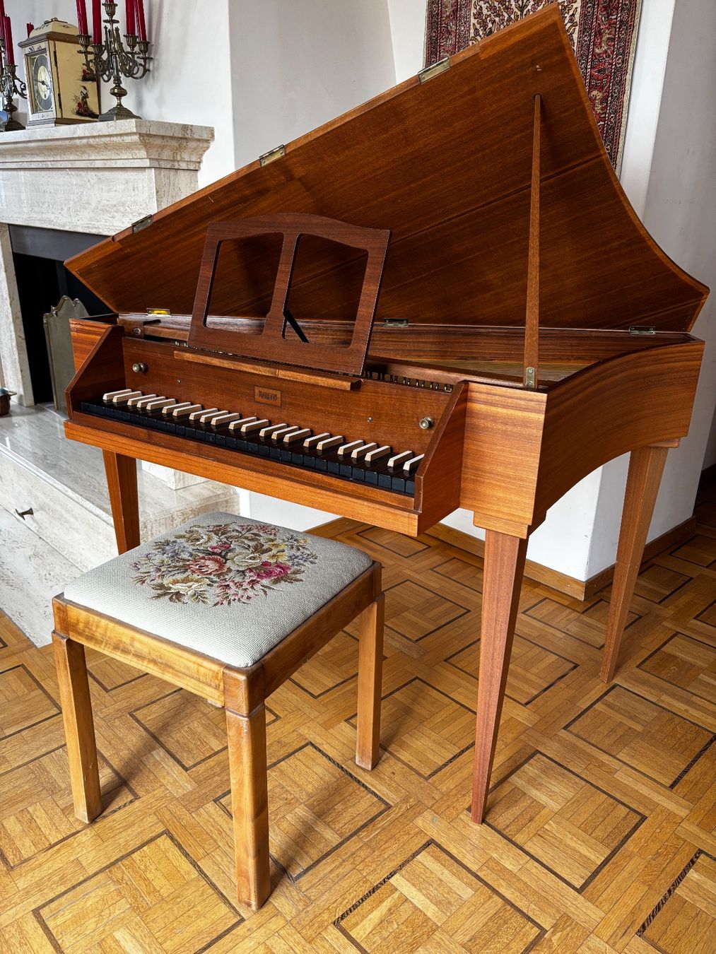 Instruments de musique: Spinett der Marke Neupert – D'occasion à Winterthur par Cellissimo