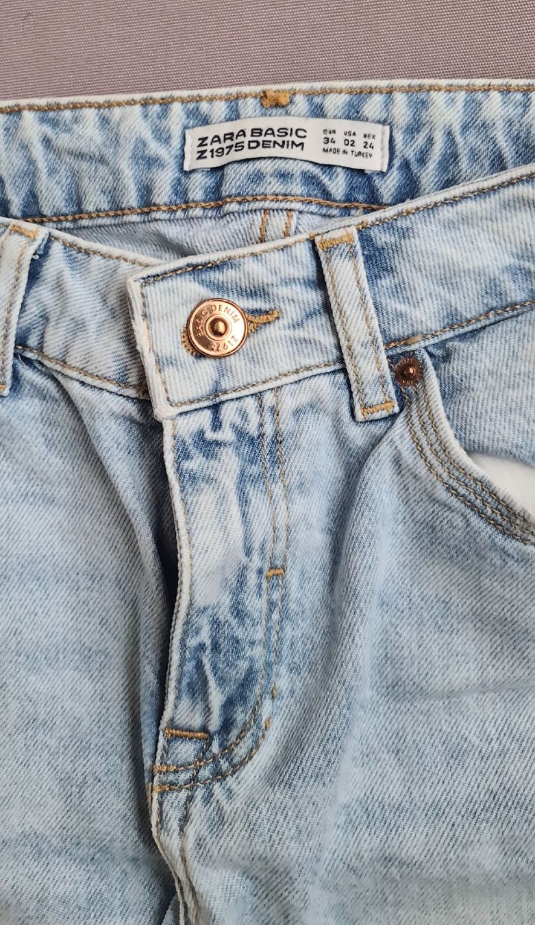 Zara Jeans: Jeans évasé et taille haute en coton – Usato da Genève venduto da Saleena 6