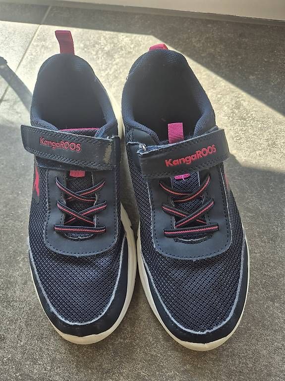 Scarpe per ragazzi: Turnschuhe 35 – Usato da Moosseedorf venduto da shu_xbn8