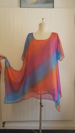 Tunique arc-en-ciel doublée 48/52 TU