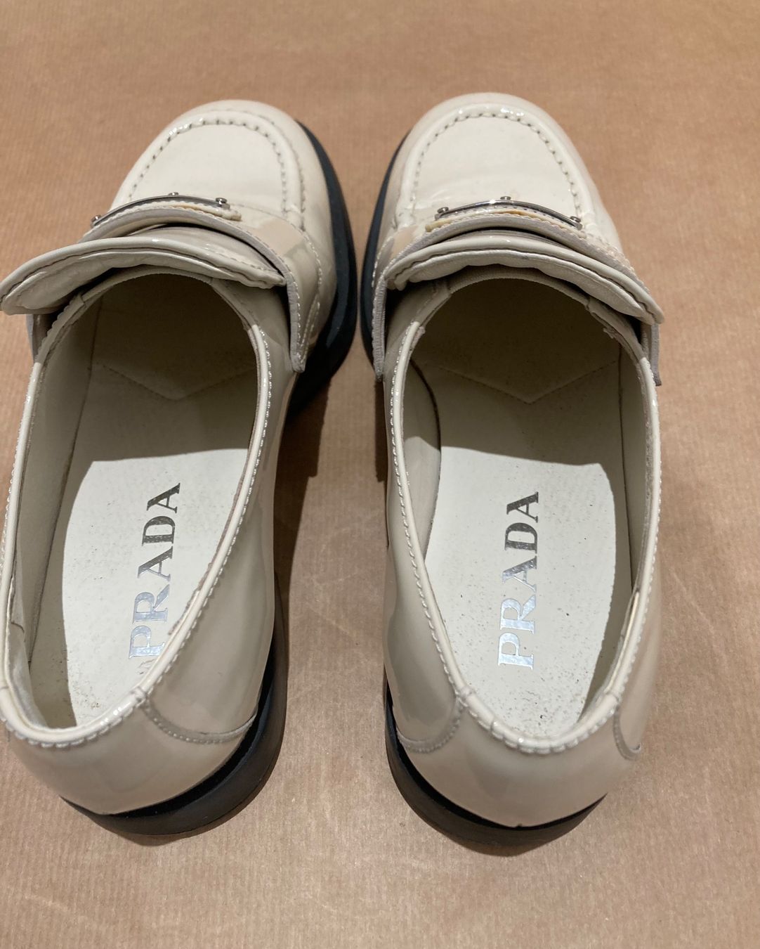 Prada Scarpe da donna: Prada mocassini 35,5 – Usato da Paradiso venduto da Kayakara 4