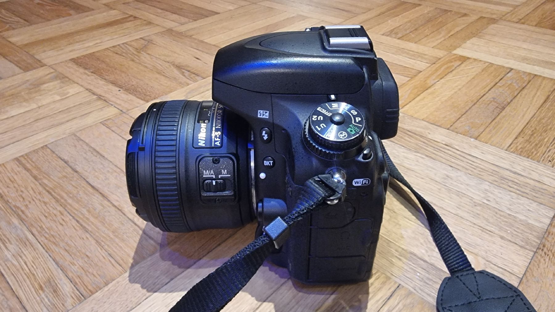 Nikon Fotocamera: Nikon D750 mit Nikkor 50mm 1.8G – Usato da Dietikon venduto da Mossg 2