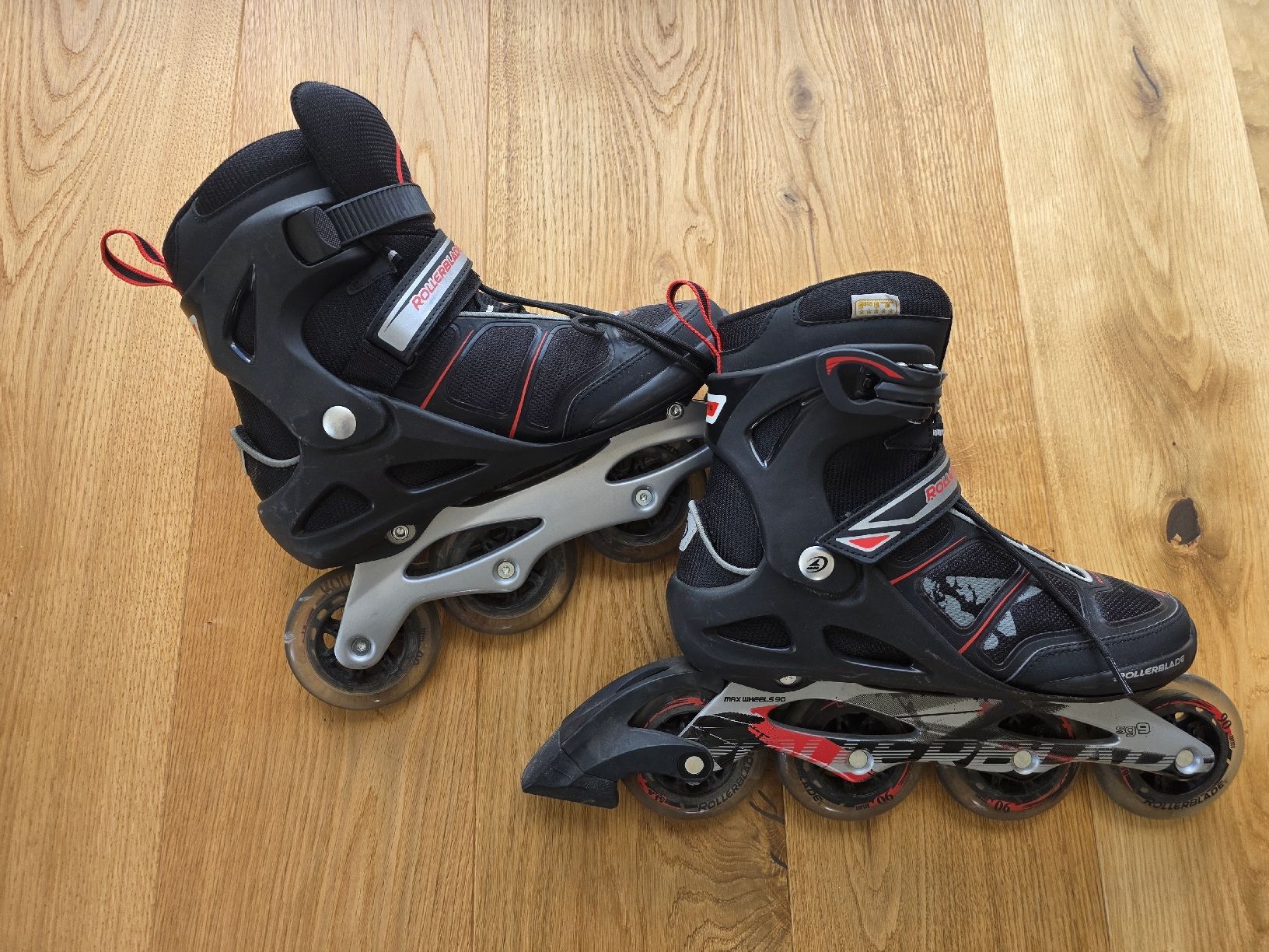 Pattini in linea & Pattini a rotelle: Rollerblade Inlineskates Astro 90, Grösse 42 – Usato da Schmitten FR venduto da Pulda