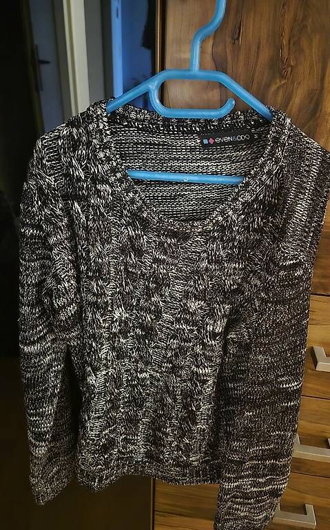 Pullover & Sweatshirts: Pullover – Gebraucht aus Staad SG von Anj.