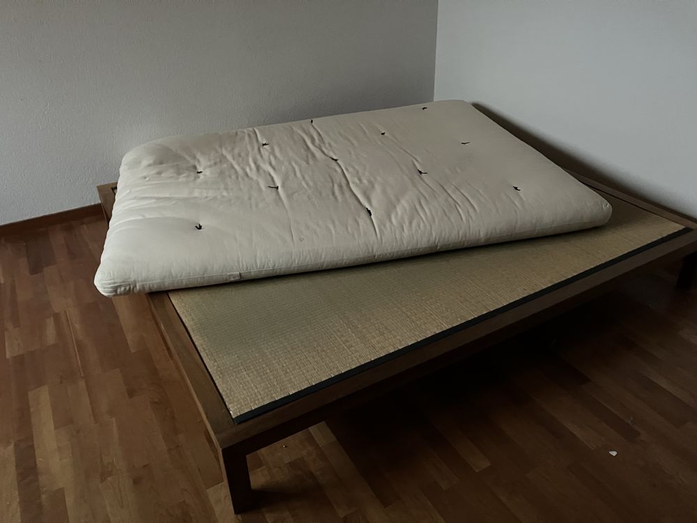 Futonbett mit Rahmen und Tatamis (Gebraucht) in Utzigen für CHF 150 ...