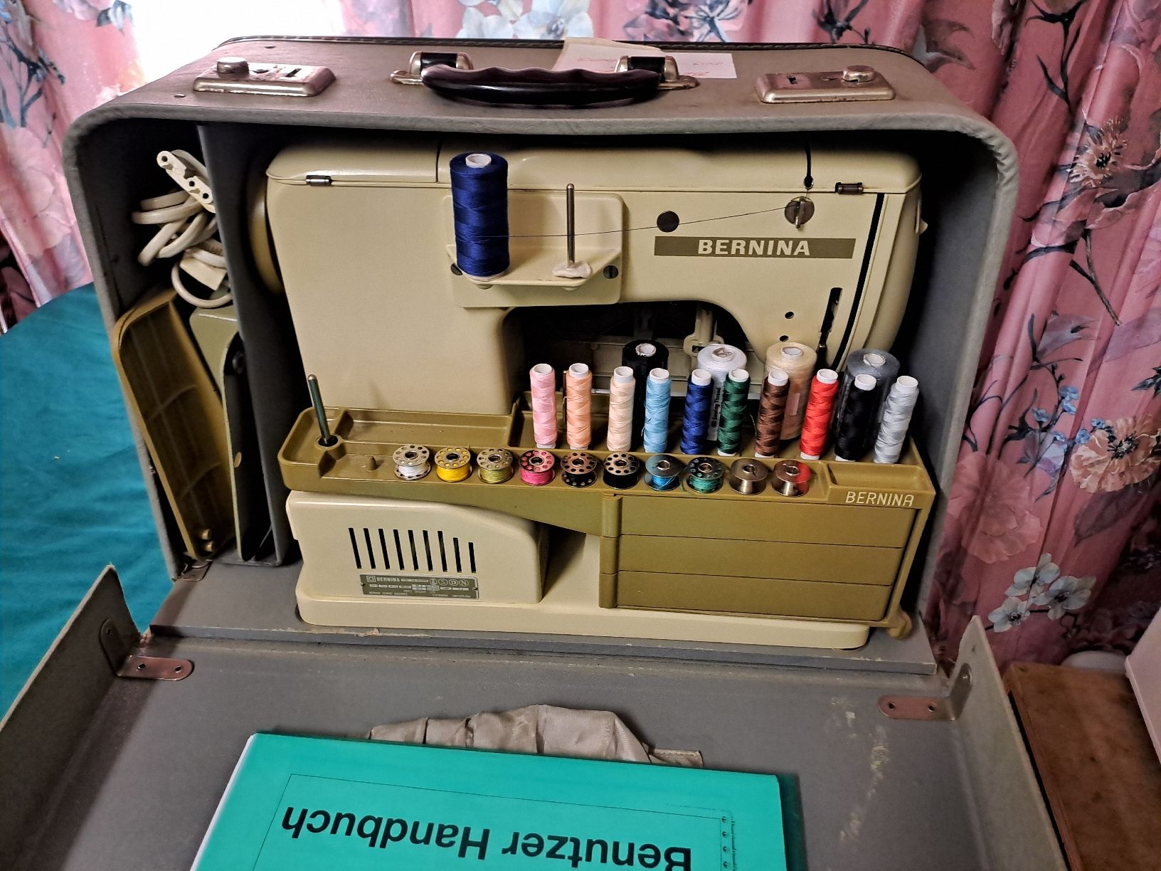 Bernina Nähmaschinen: Bernina 730 record – Gebraucht aus Belp von amalija 4