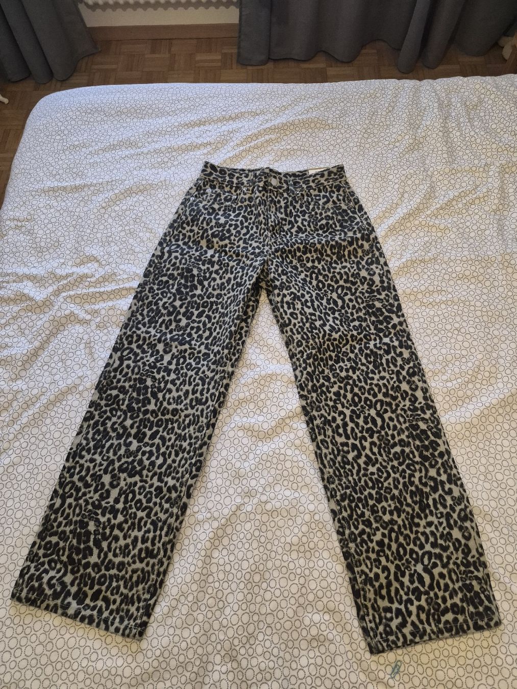 Pull&Bear Pantalons: pull and bear leopard baggy trousers NEW – Neuf avec emballage d'origine à Genève par ana_rocha