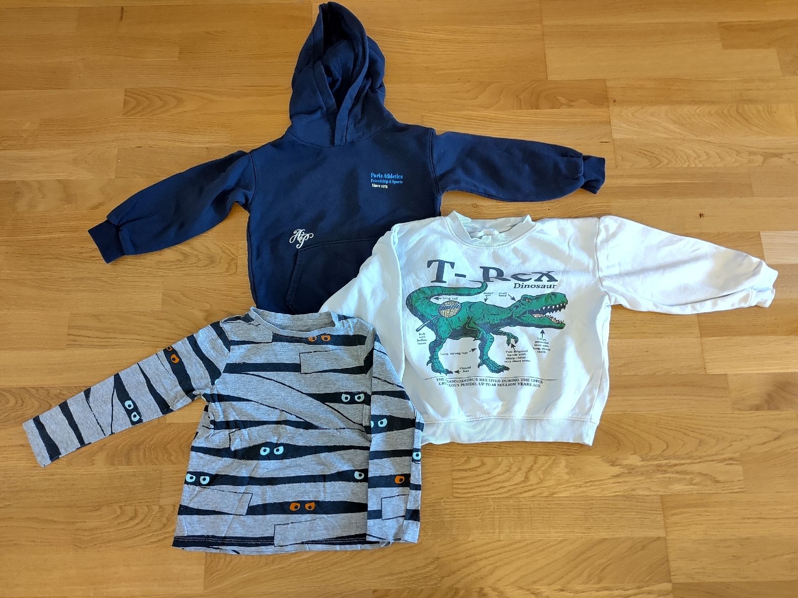 Maglioni & Felpe: Kleiderpaket Pullover 110 – Usato da Ostermundigen venduto da Jinushka