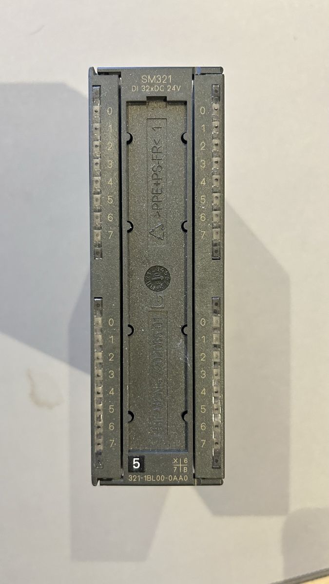 Siemens Elektronikbauteile: Siemens SM321 DI 32xDC 24V – Gebraucht aus Oberstetten von puenti1