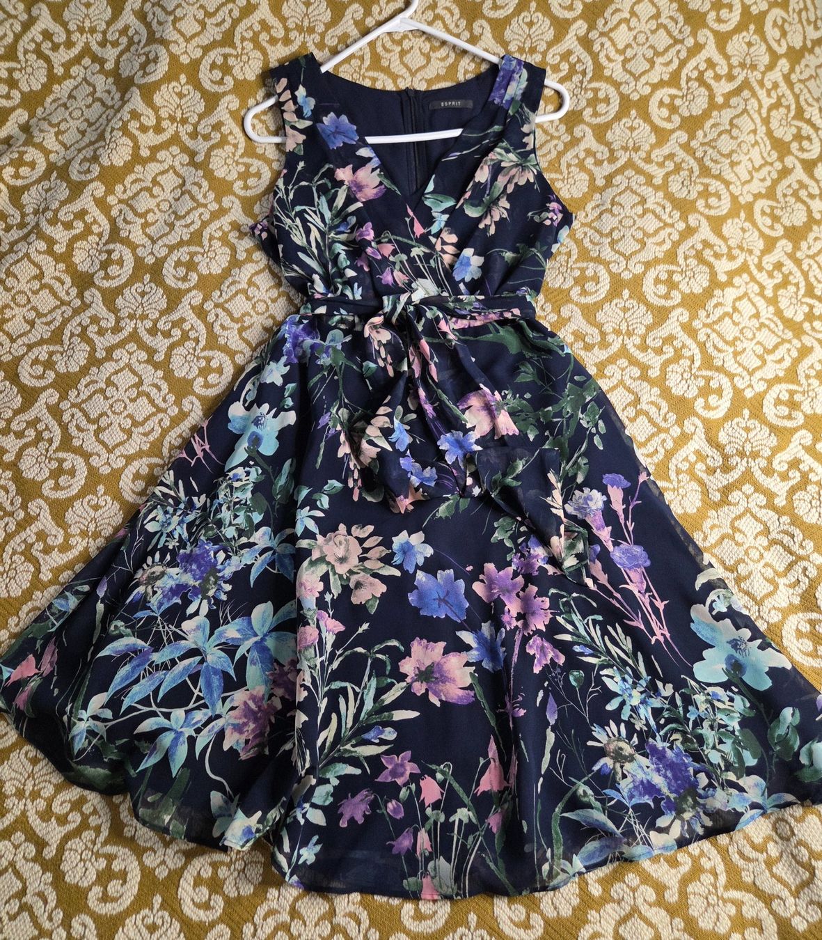 Esprit Vestiti: Esprit-Kleid – Usato da Leissigen venduto da ali_k9v8 4