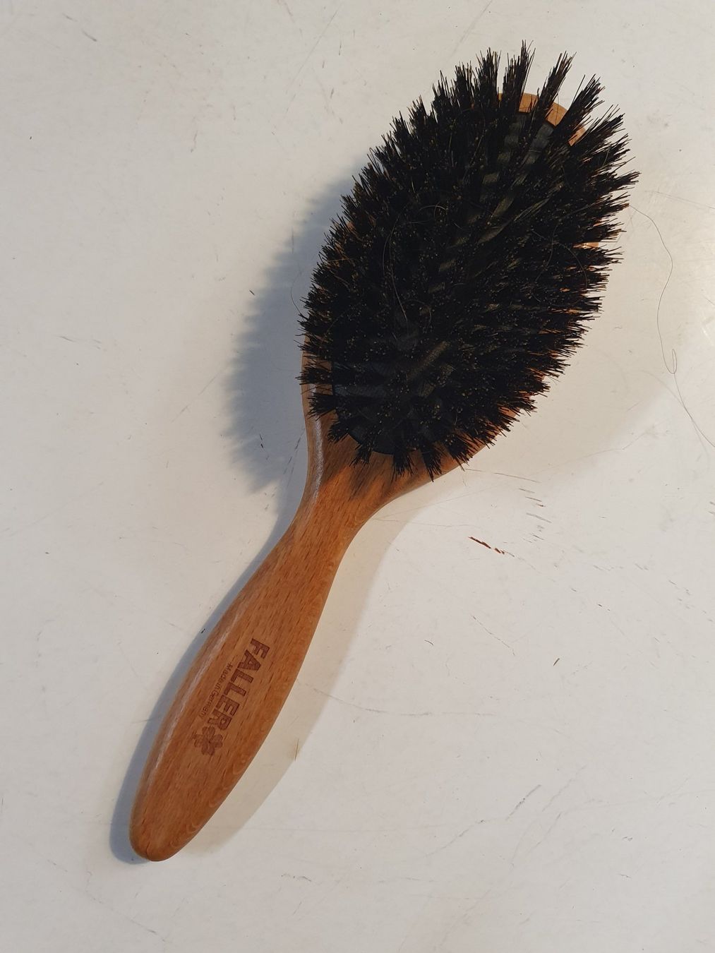 Autres soins des cheveux: Faller Haarbürste – D'occasion à Zürich par loosebone
