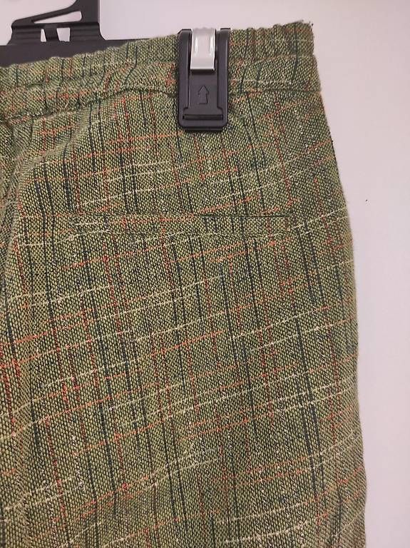 Pantaloni: Pantalon fille 10 ans – Usato da Le Grand-Saconnex venduto da daniboom 4