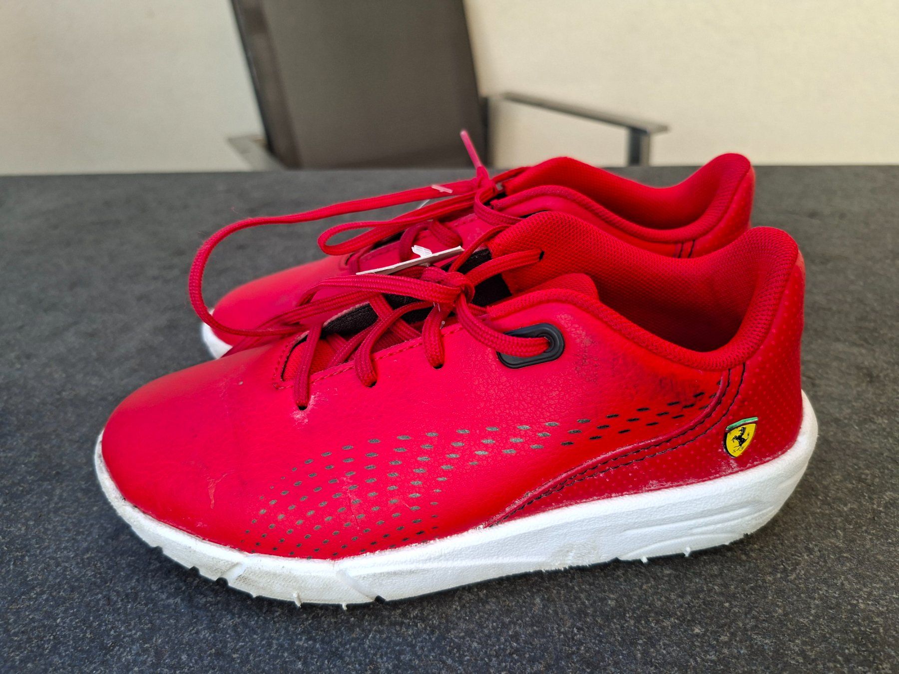 Scarpe per ragazzi: Ferrari Schuhe – Usato da Emmenbrücke venduto da Ddagi