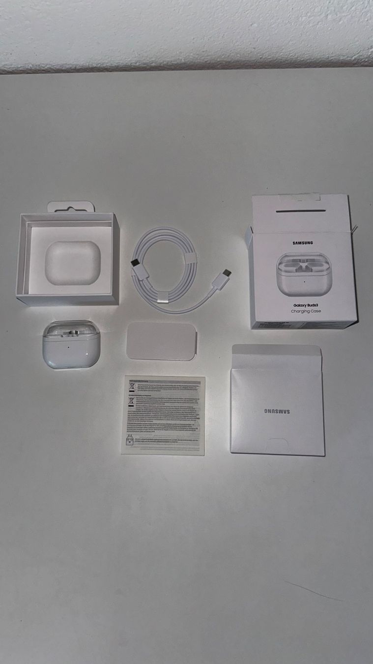 Samsung Kopfhörer: Samsung Galaxy Buds3 Charging Case – Neu (gemäss Beschreibung) aus Herzogenbuchsee von luc_vk9l 3
