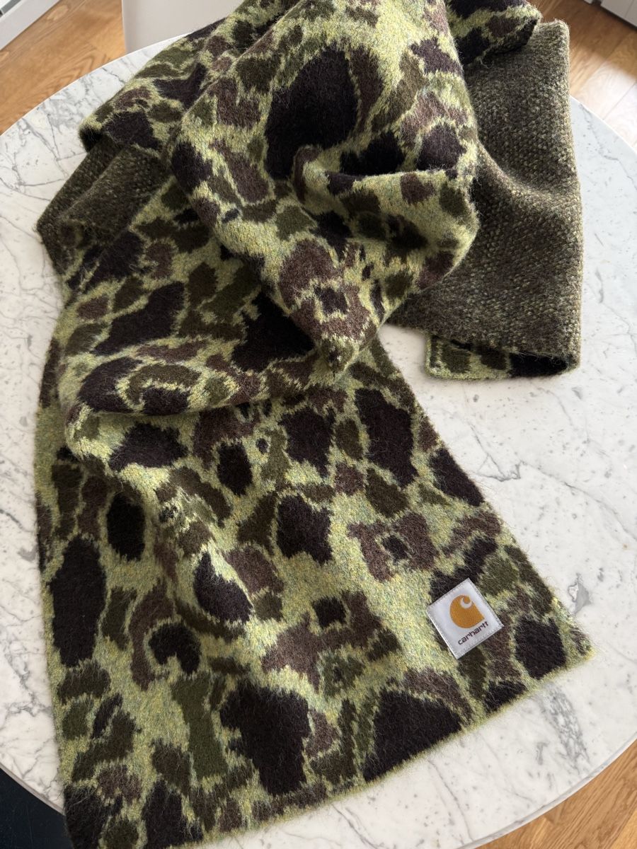Carhartt Foulard & Sciarpe: Carhartt Schal – Nuovo (secondo la descrizione) da Zürich venduto da _matzhah
