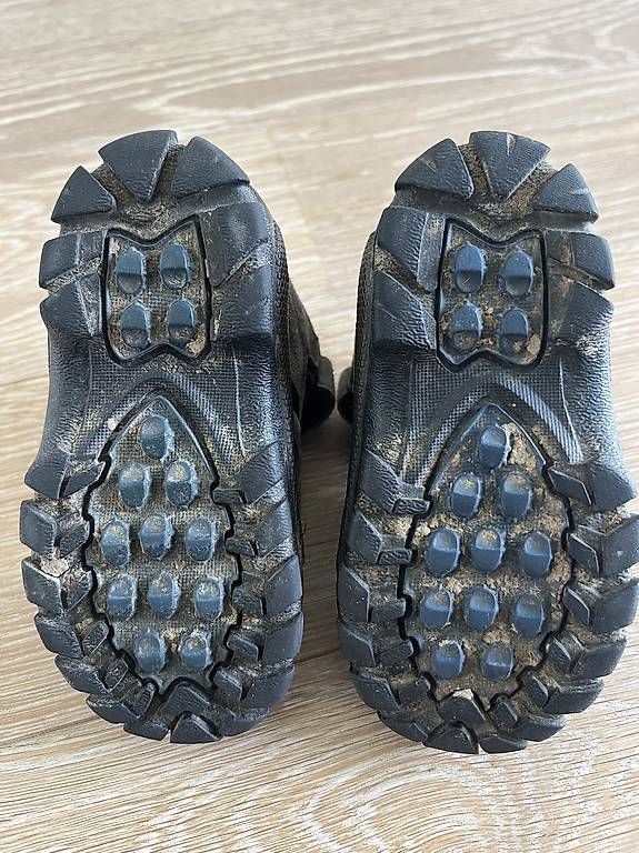 Adidas Scarpe da uomo: Adidas Trekking Schuhe braun – Usato da Starrkirch-wil venduto da hippo-5xjk 1