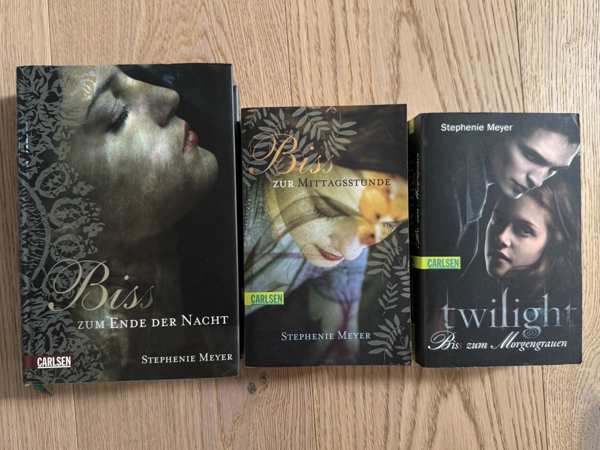 Livres: twilight Bücher - Stephenie Meyer – Neuf (Voir description) à Gattikon par melanielu