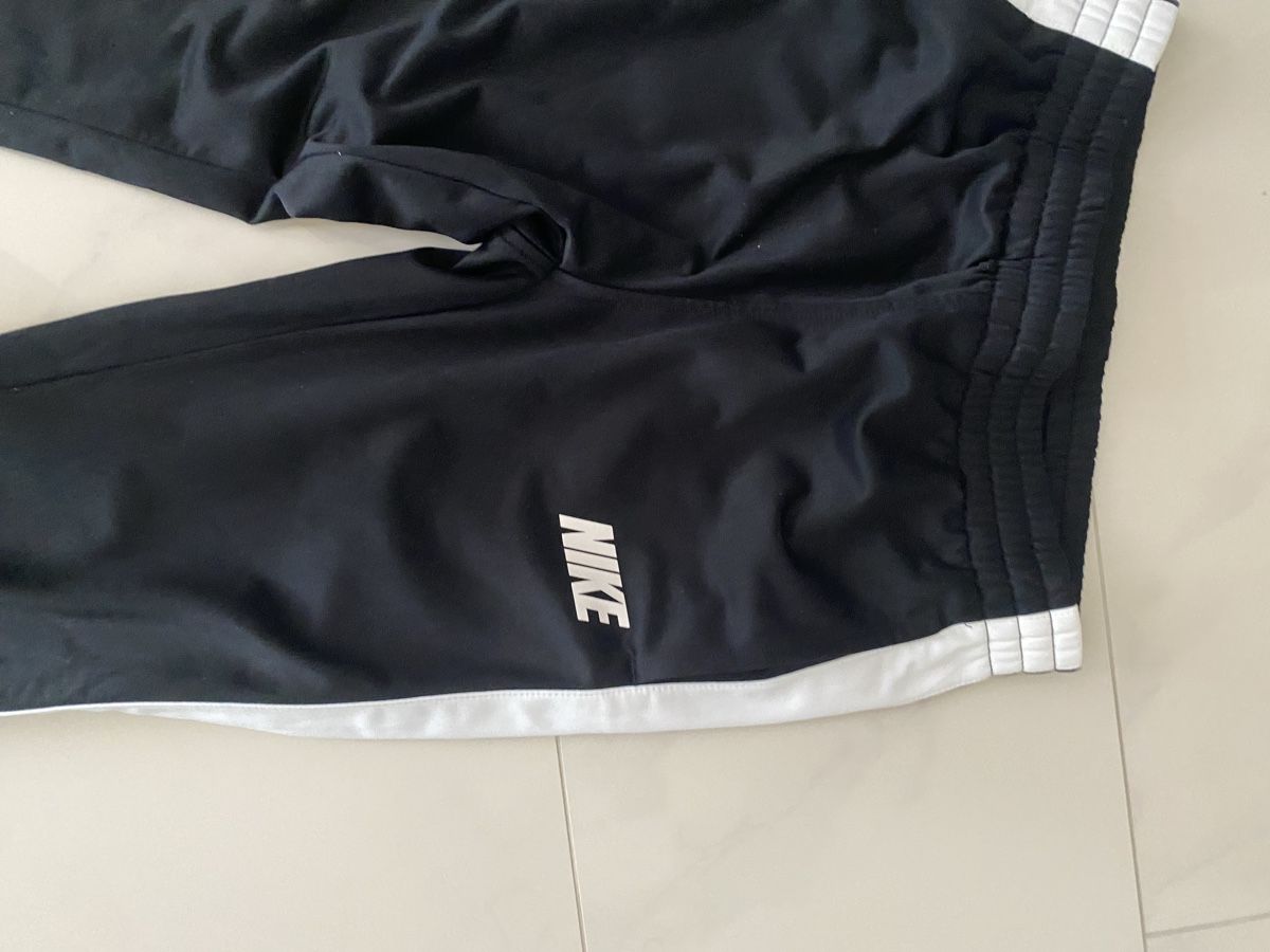 Pantaloni: Jogger – Nuovo (secondo la descrizione) da Pratteln venduto da fra_rd8j 1