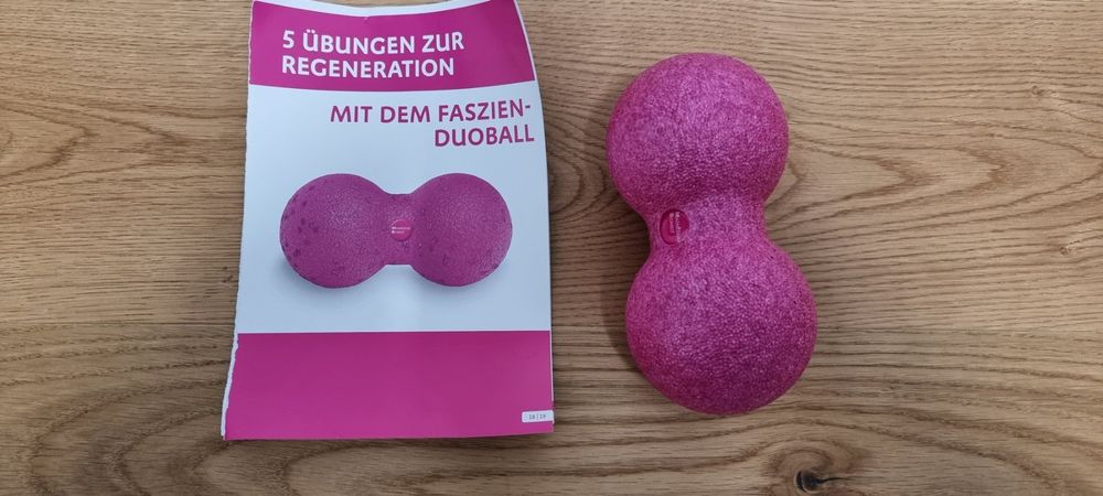 TREXO Doppel Massageball Lila - 16x9x9cm EVA Material - Für Rücken, Nacken & Faszien - 167g Leicht