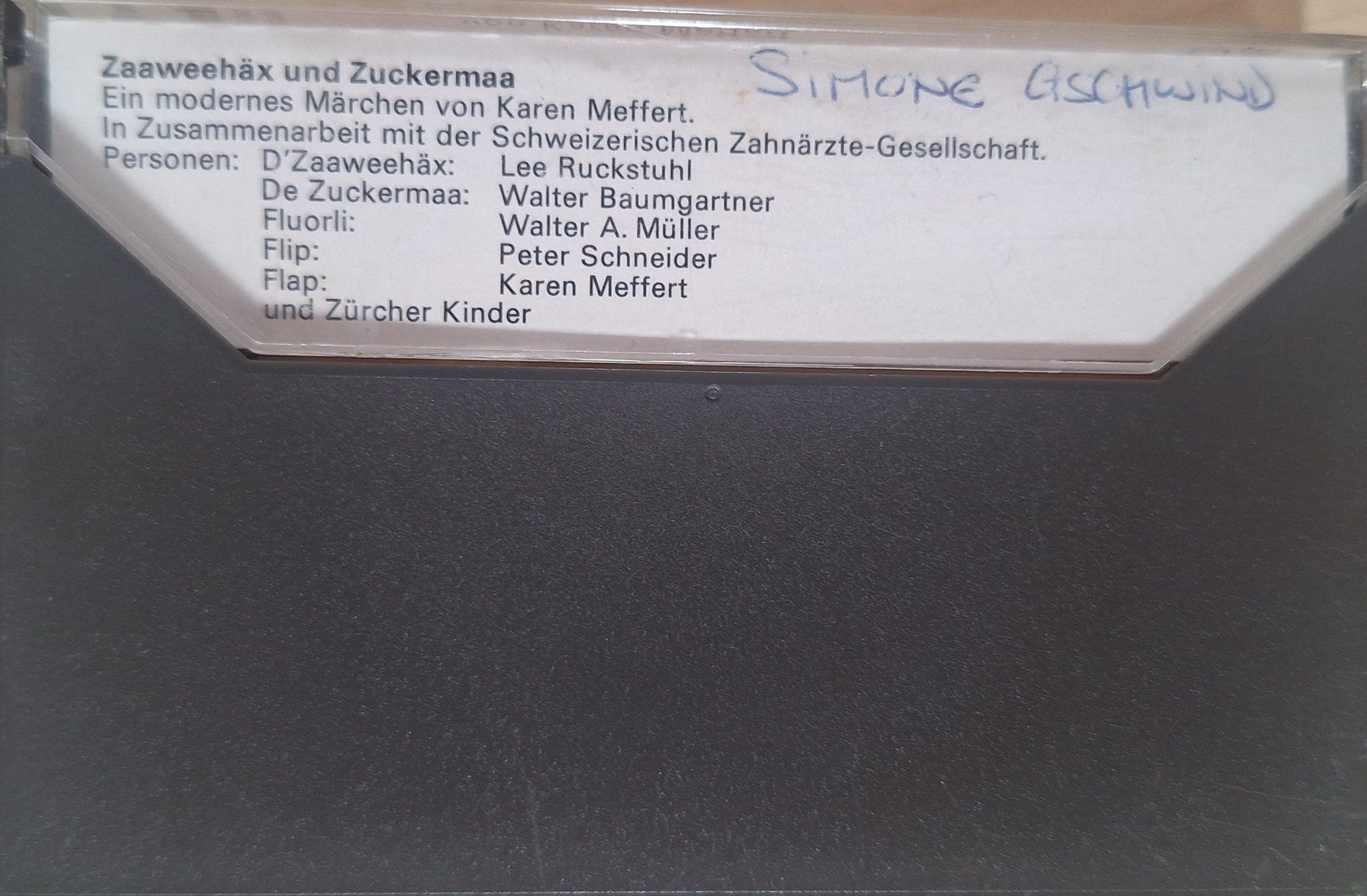 Cassettes audio: Kassette: Zaaweehäx und Zuckermaa – D'occasion à Zug par Sdoerfli 1