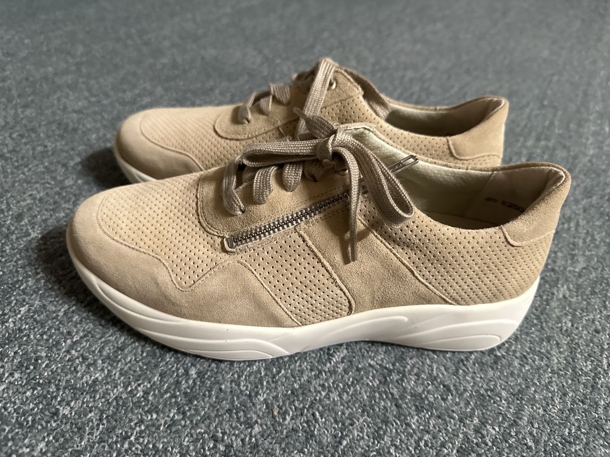 Chaussures femmes: Halbschuhe Solidus Gr 39.5 neu – Neuf avec emballage d'origine à Baltschieder par YmroBe 1