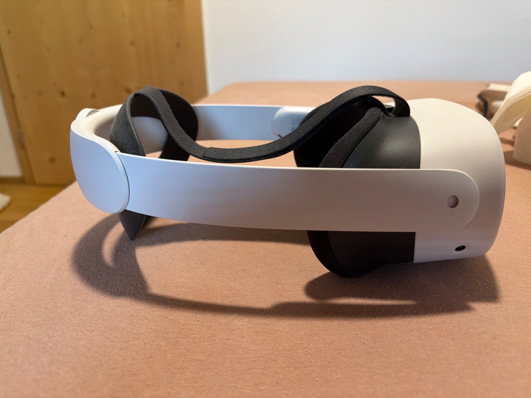 Meta Casque VR: VR BRILLE: Meta Quest 3S + Elite Strap – D'occasion à Lunden par jxhn.ch 2
