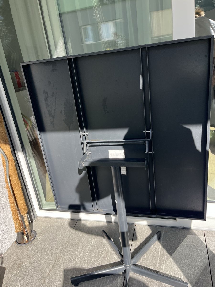 Tavoli: Schaffner Folding Table Grey Square – Usato da Zürich venduto da nuria809 1