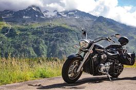 Schöne Yamaha XVS1300 Midnightstar zu verkaufen