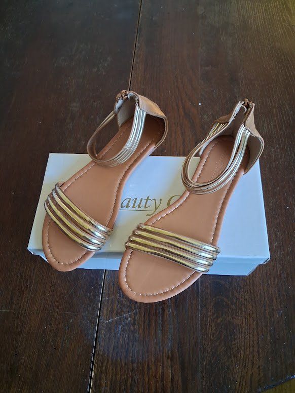 Damenschuhe: Sandale Kamel 40 – Neu und originalverpackt aus Genève von Bell-47 1