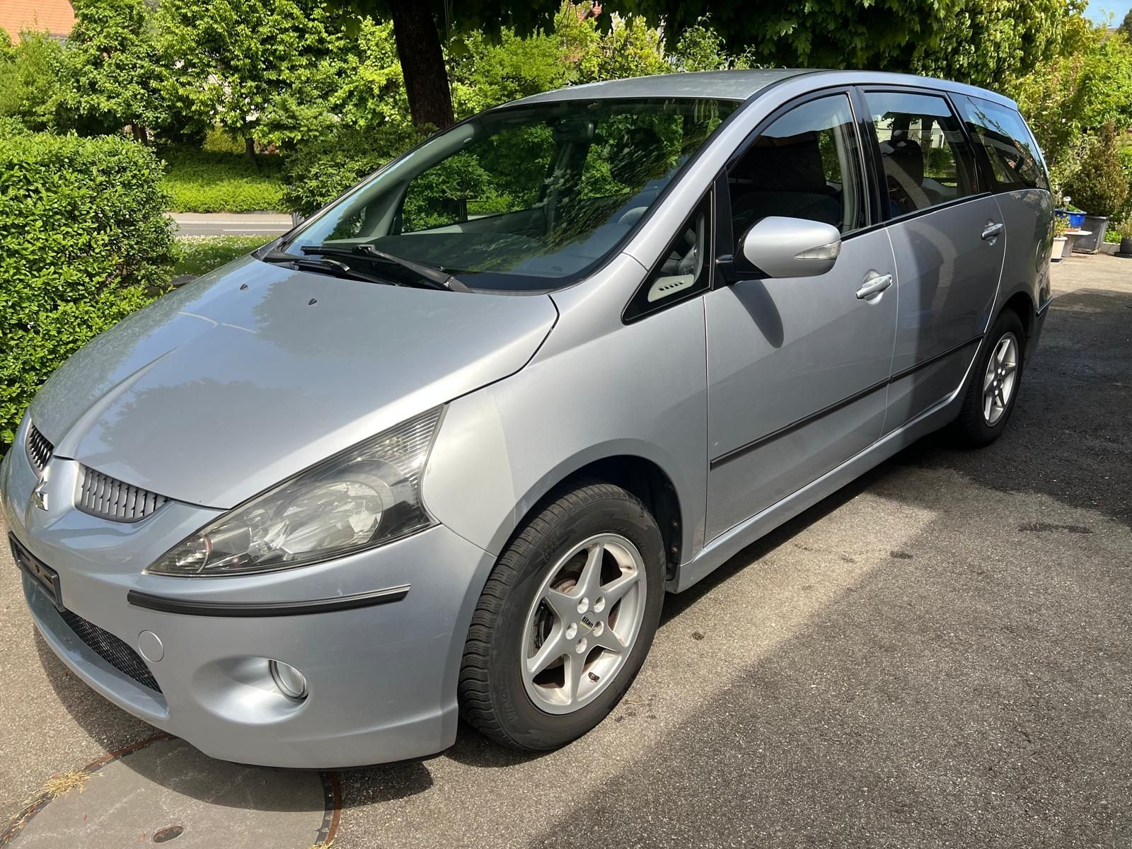 Mitsubishi Automobili: Mitsubishi Grandis 2,4l 7Plätzer – Usato da Lostorf venduto da gro_bq9w
