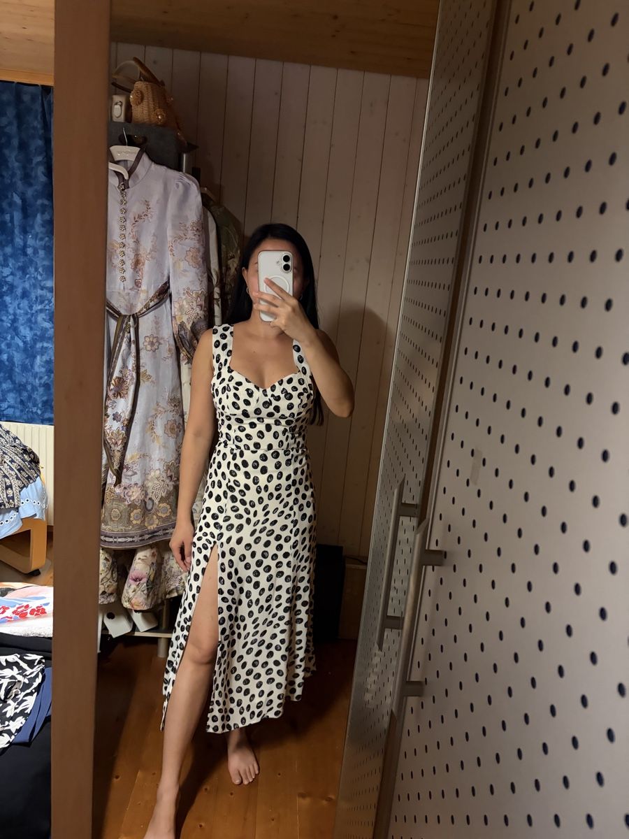 Reformation Vestiti: Reformation Viscose Midi Dress – Usato da St.Josefen venduto da lop_lh8d 4
