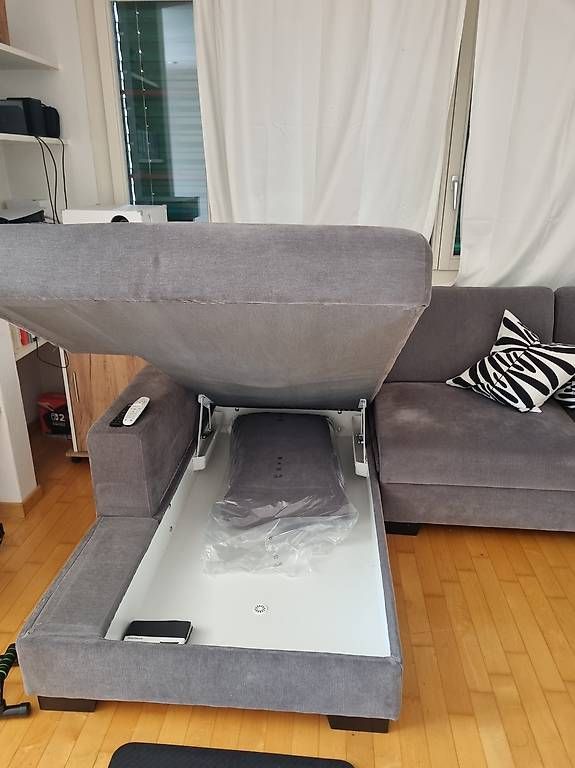 Sofas: Bettsofa 4-5Personen – Gebraucht aus Bertschikon Gossau von pae_h5nv 1