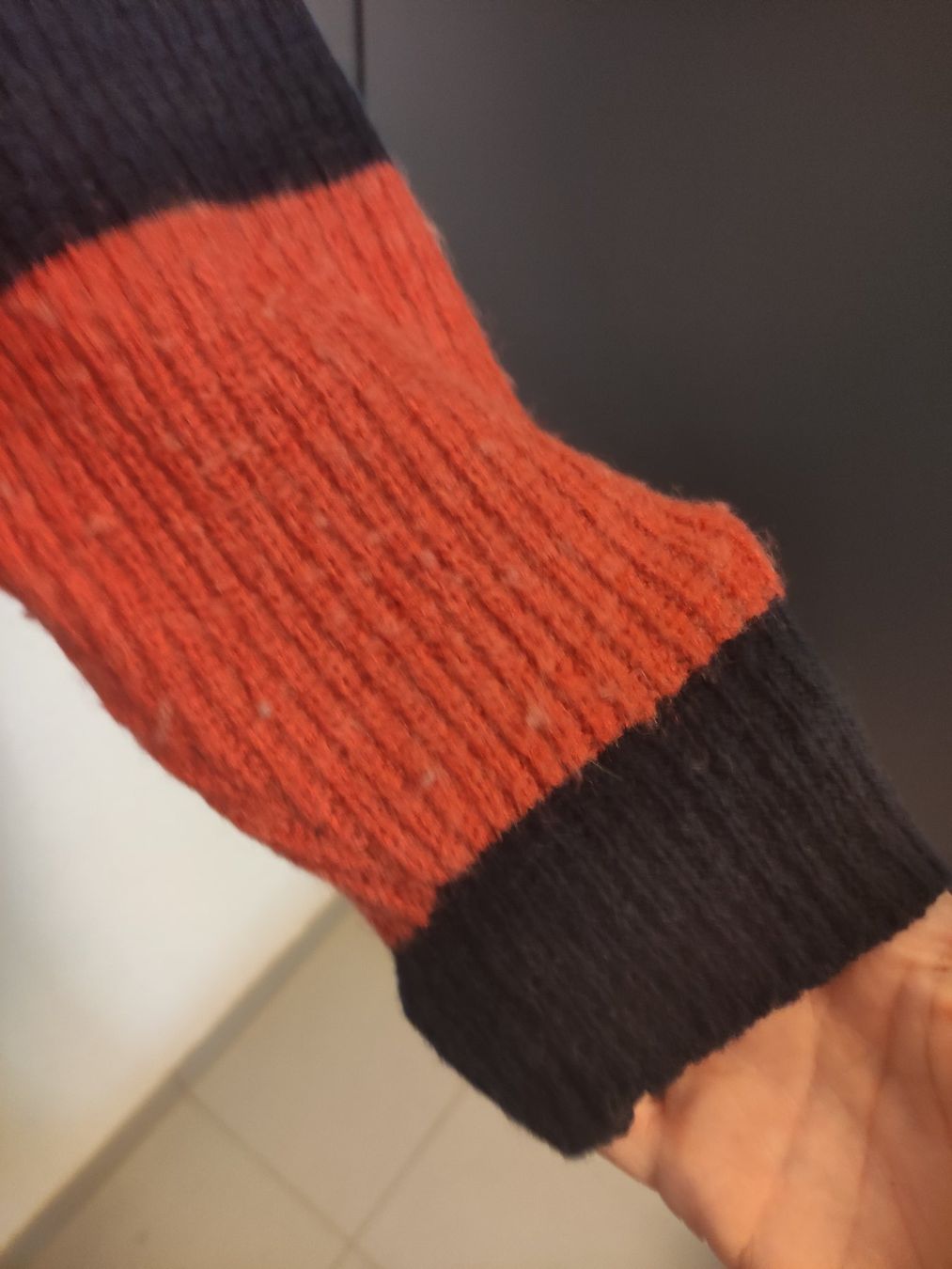 Pulls & Sweat-shirts: Nümph Pullover blau rot pink, Gr. S – D'occasion à Schliern b. Köniz par Pecannut 3