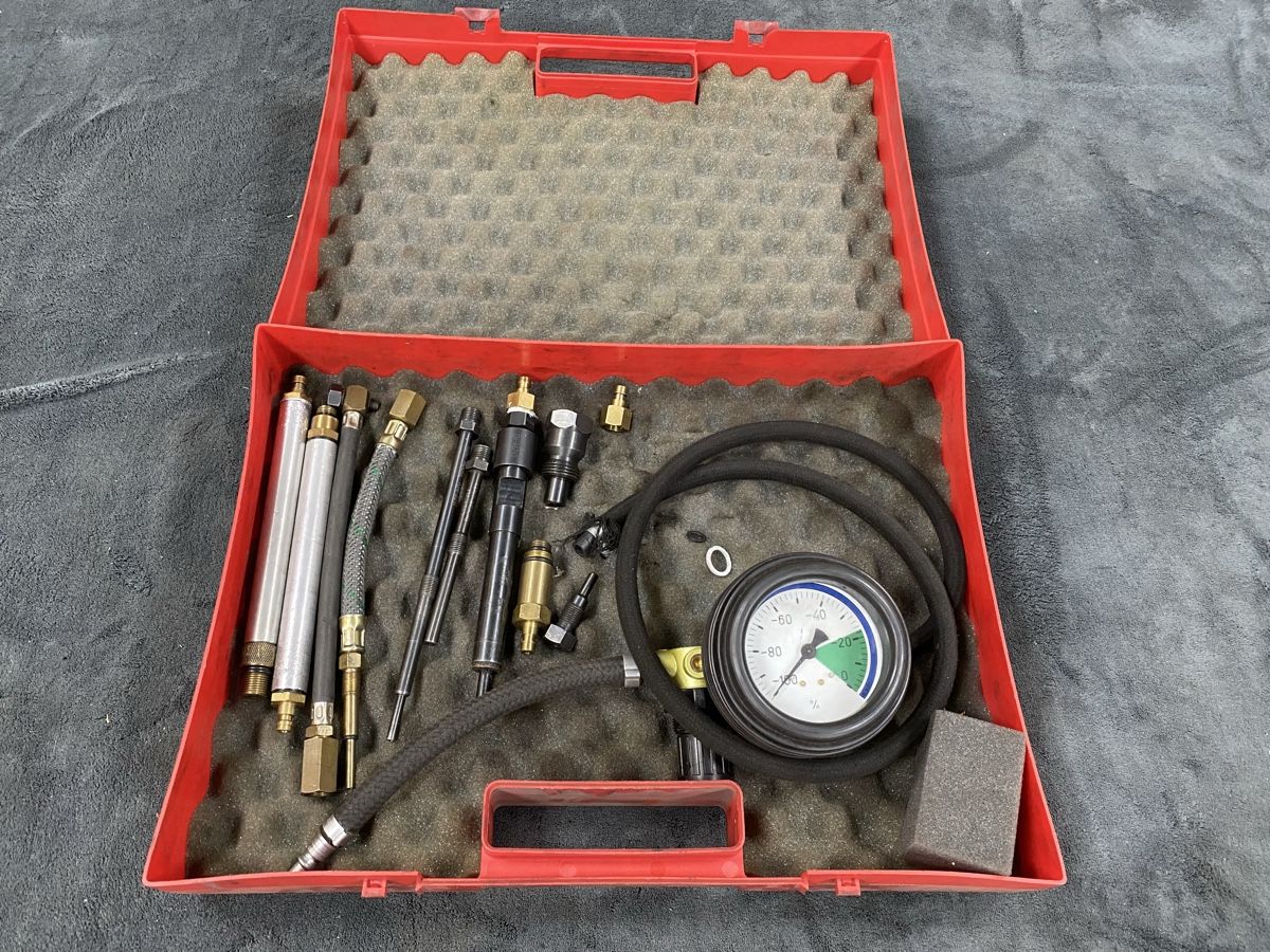 Tutti gli attrezzi: Motor-Druck-Verlust-Tester 4/735 – Usato da Hägglingen venduto da Karin0802